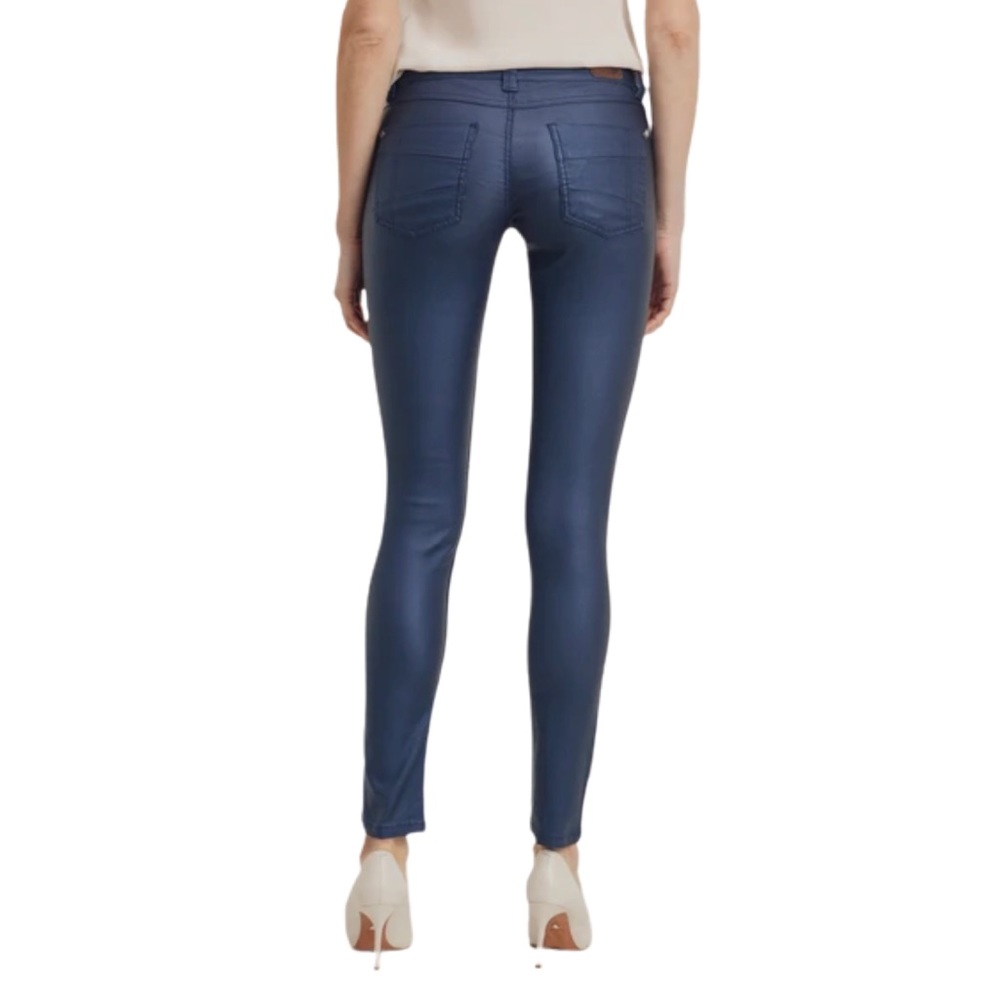 NWT! 🔥 Sarina Blue Coated Skinny Denim Pants - Picture 4 of 8